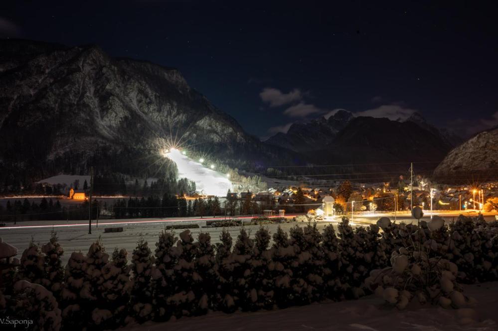 Roz'Ca Apartments With Mountain View Mojstrana Exterior foto